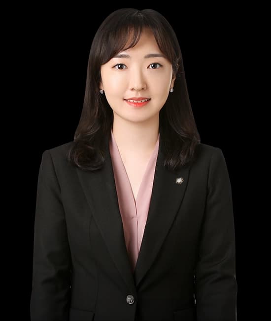 군전문변호사 김유정